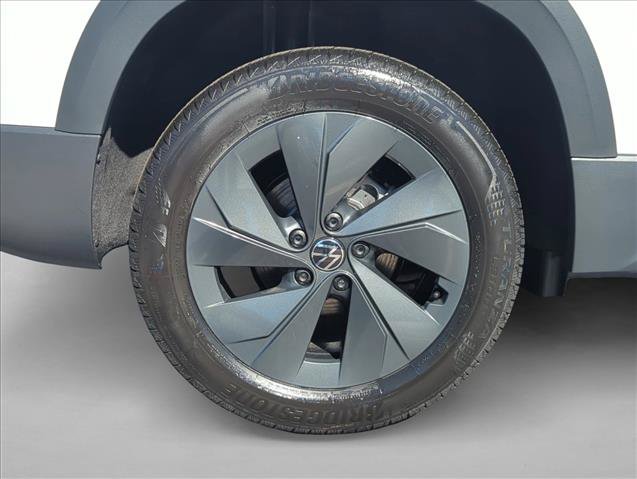 New 2027 Volkswagen Taos S FWD image 7
