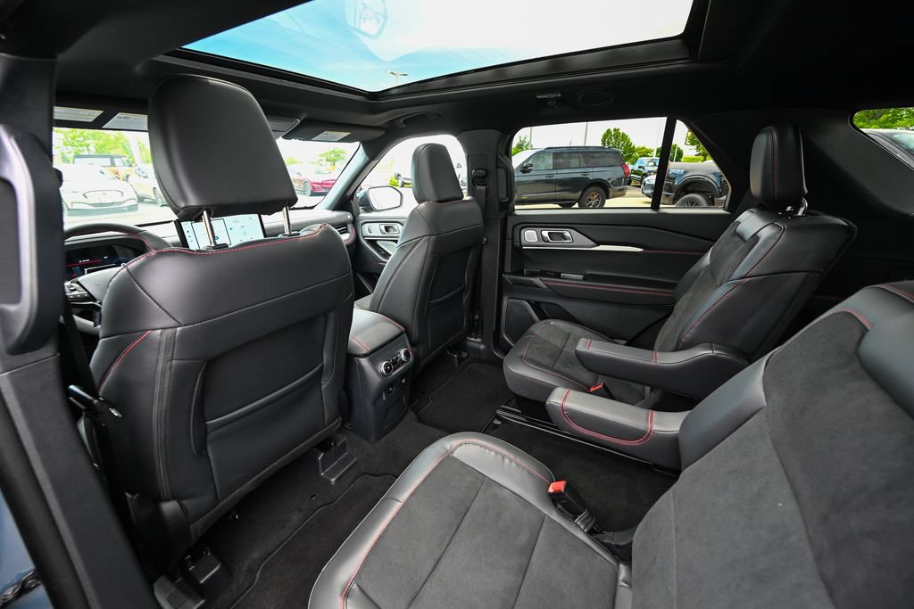 Used 2026 Ford Explorer ST w/ Sun And Sound Package AWD/4WD image 23