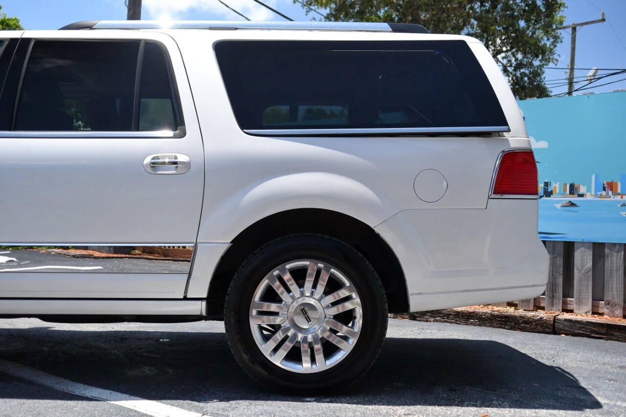 Used 2014 Lincoln Navigator L 2WD image 8