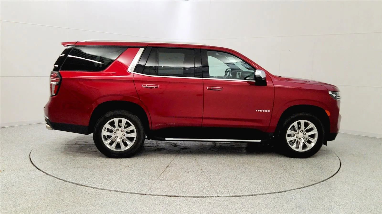 Used 2024 Chevrolet Tahoe Premier image 8