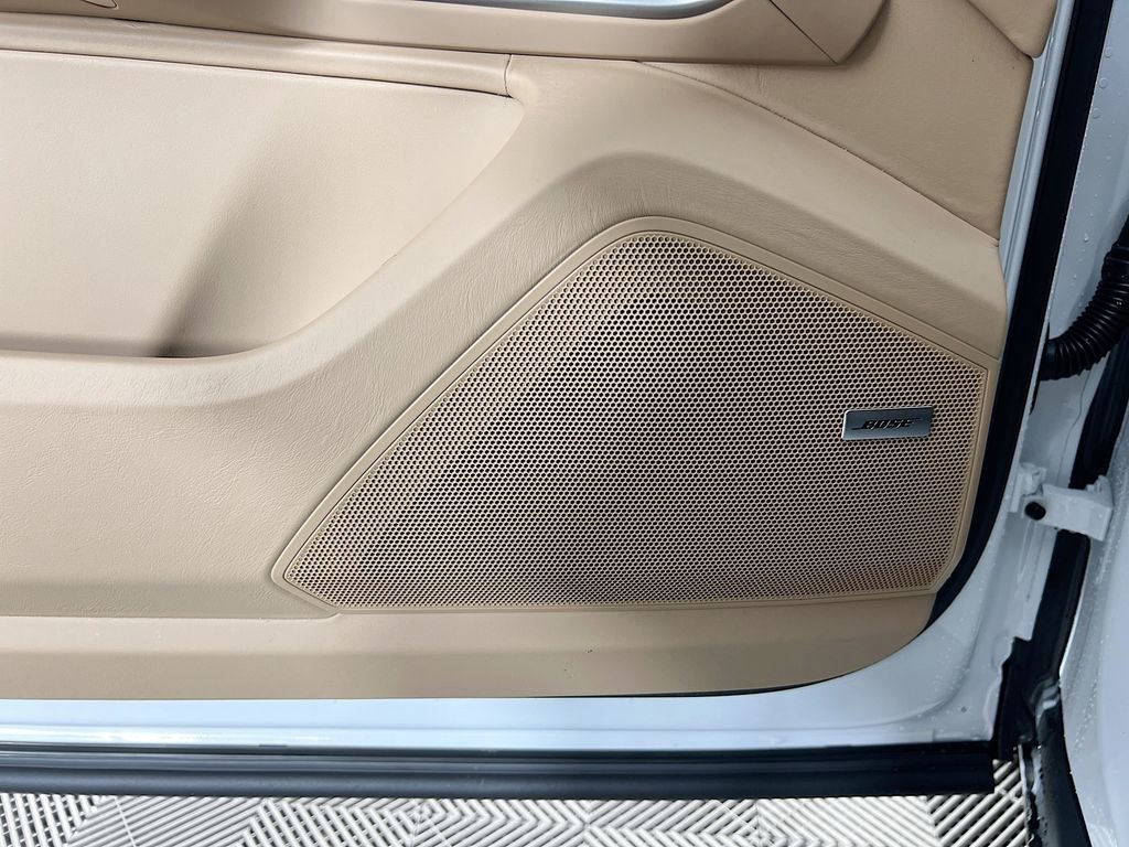 New 2026 Porsche Cayenne image 21