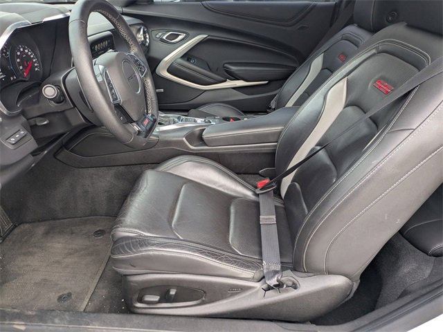 Used 2016 Chevrolet Camaro SS image 12