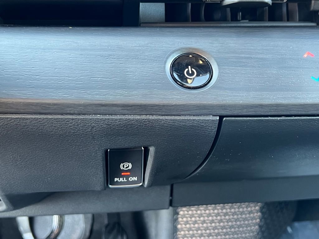 Used 2023 Nissan Ariya image 31