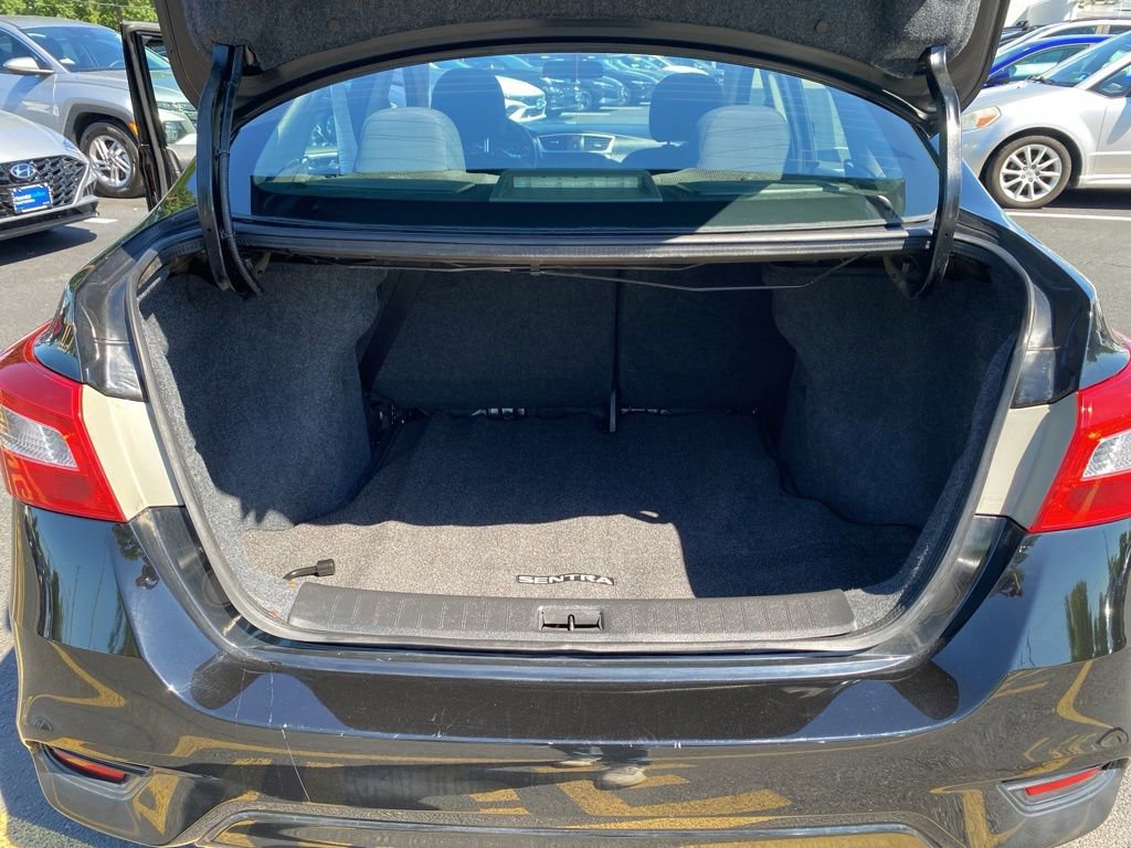 Used 2018 Nissan Sentra S FWD image 16