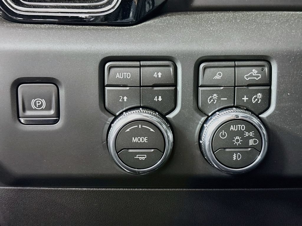 New 2026 GMC Sierra 1500 AT4 w/ AT4 Premium Package AWD/4WD image 10
