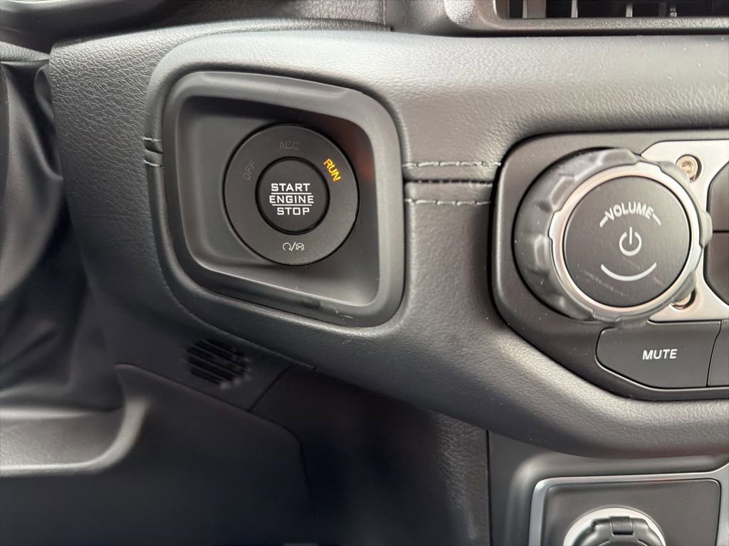 New 2026 Jeep Gladiator Mojave image 28