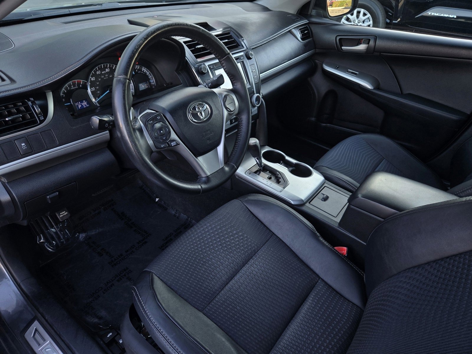 Used 2013 Toyota Camry SE image 7