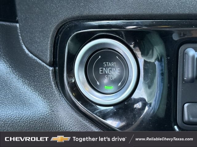 Used 2025 Chevrolet Silverado 1500 LT w/ Texas Edition Plus RWD image 24