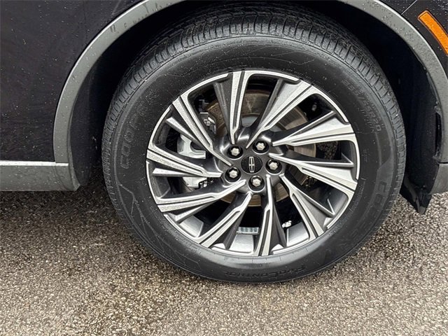 Certified 2025 Lincoln Aviator Premiere image 9