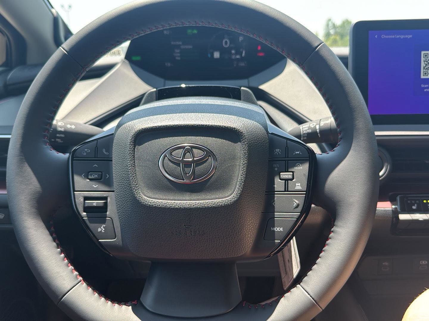 New 2025 Toyota Prius Plug-In Hybrid image 30