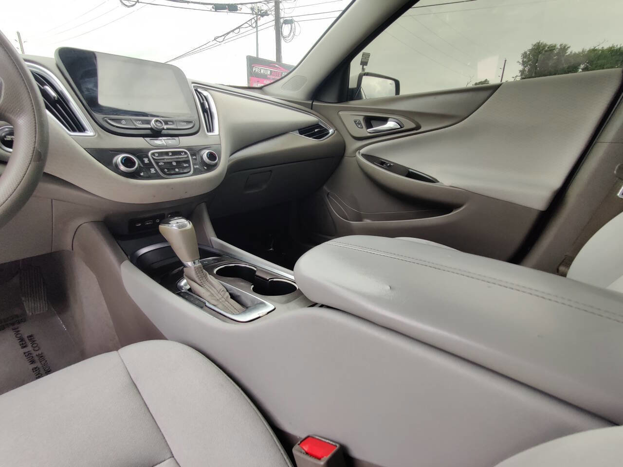 Used 2020 Chevrolet Malibu LT image 13