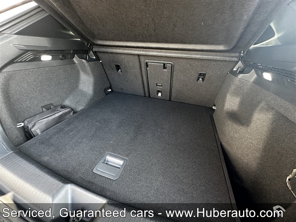 Used 2022 Volkswagen ID.4 Pro S AWD/4WD image 17