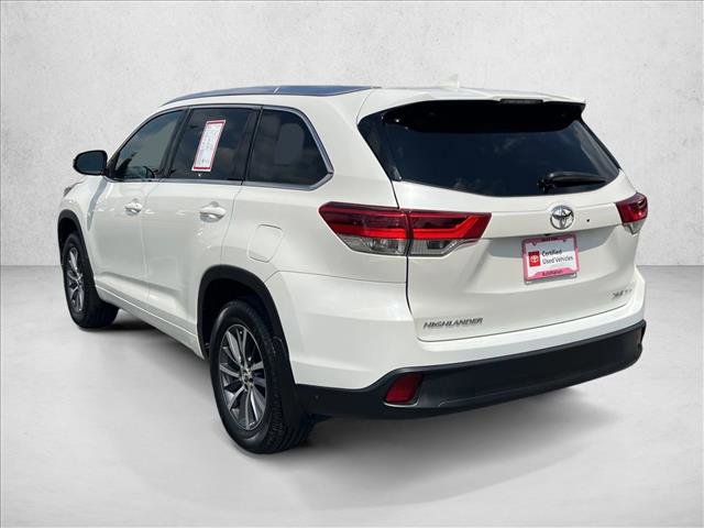 Certified 2017 Toyota Highlander XLE image 7