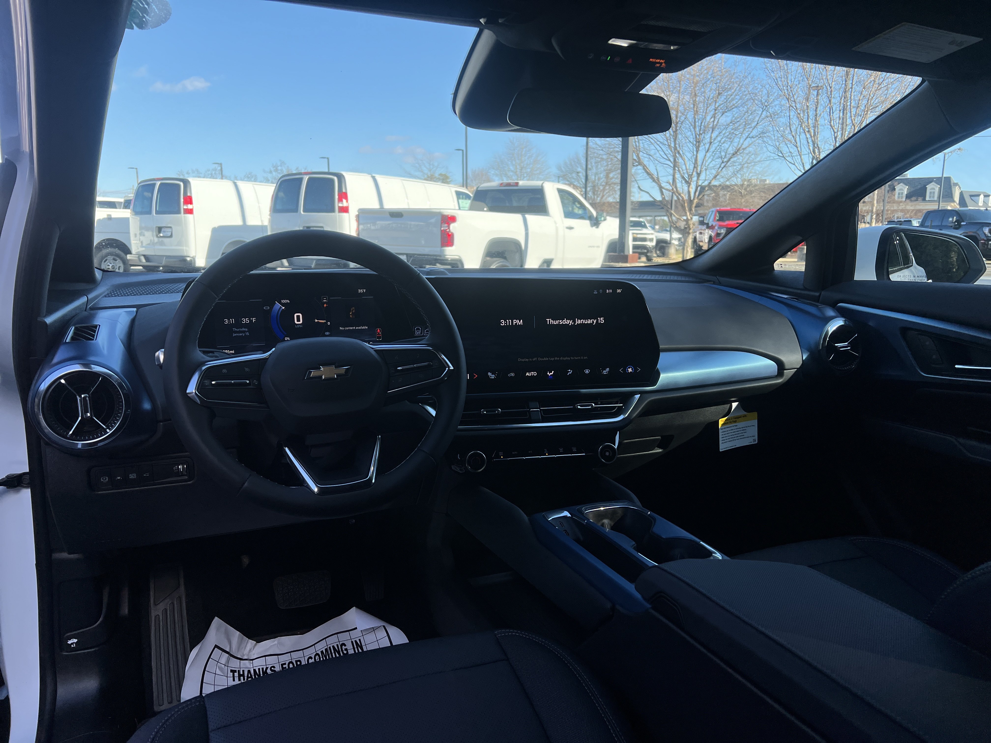 New 2026 Chevrolet Equinox EV LT AWD/4WD image 18