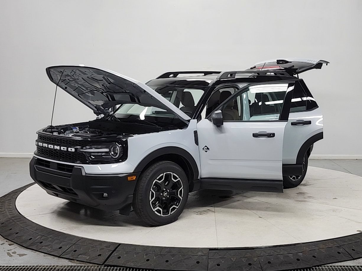 New 2026 Ford Bronco Sport Outer Banks w/ Outer Banks Tech Package+ AWD/4WD image 18