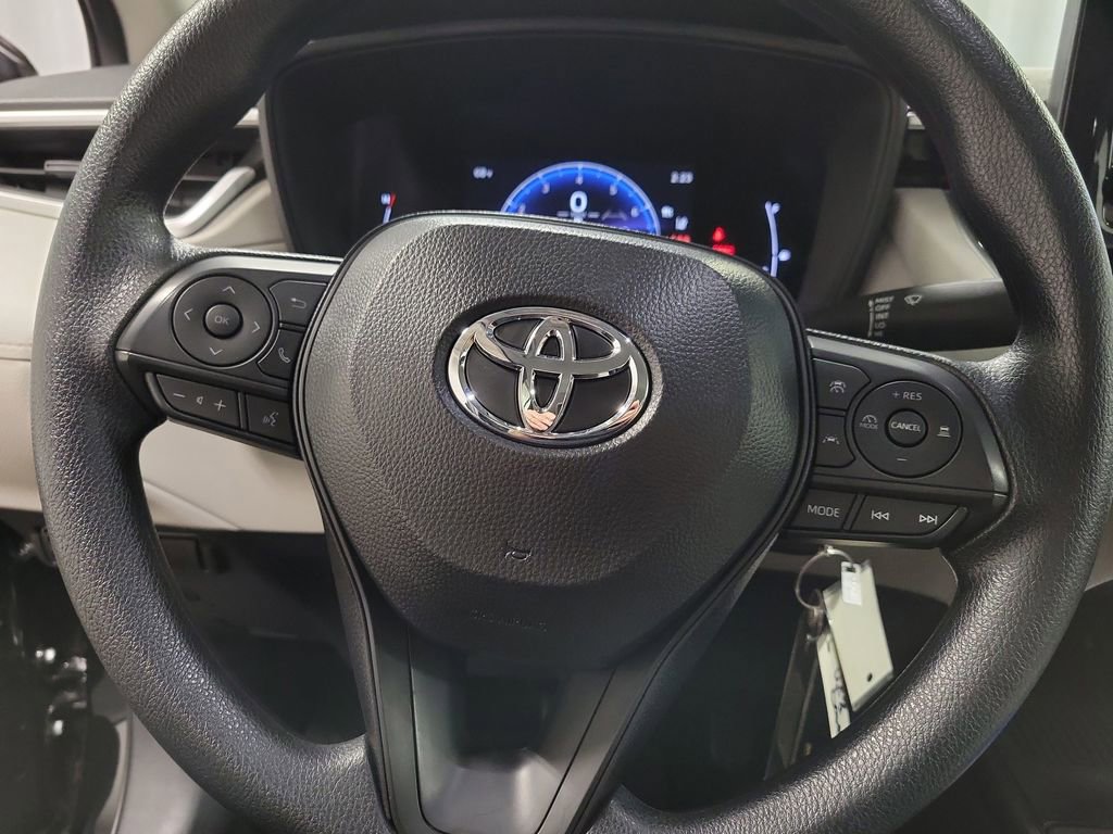 Used 2026 Toyota Corolla Cross L FWD image 18