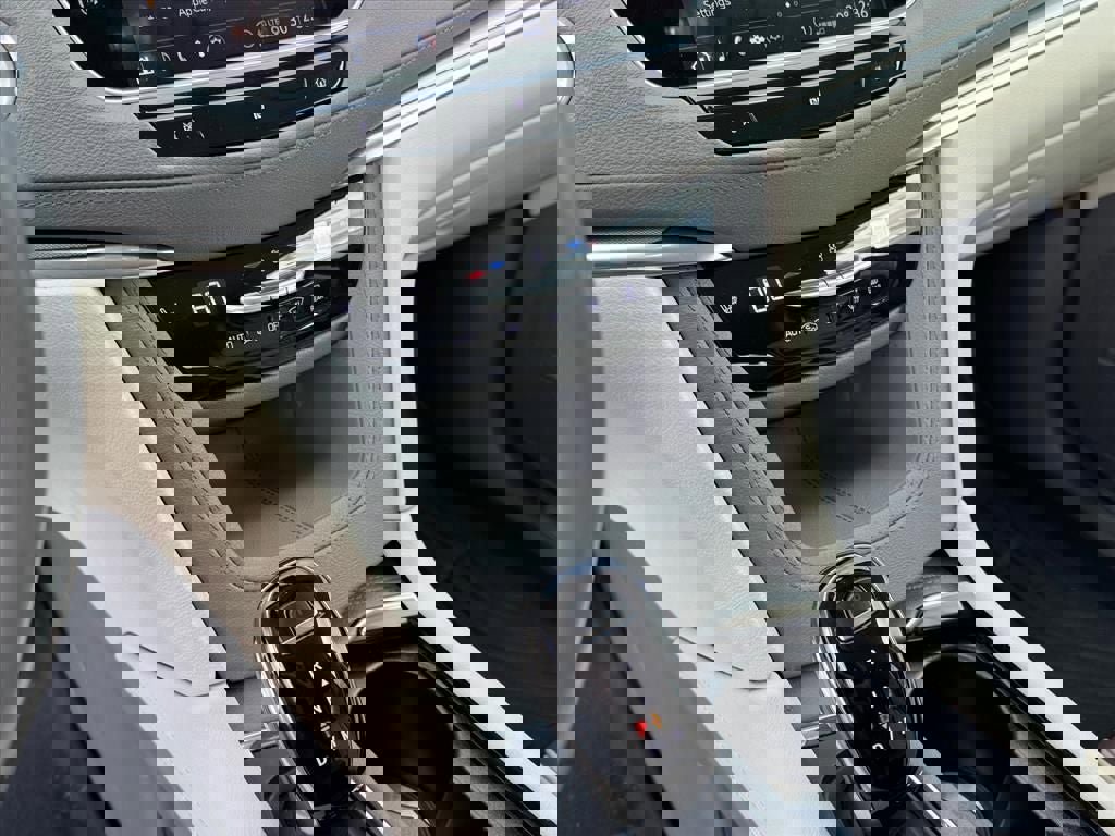 Used 2021 Cadillac XT5 Premium Luxury image 23