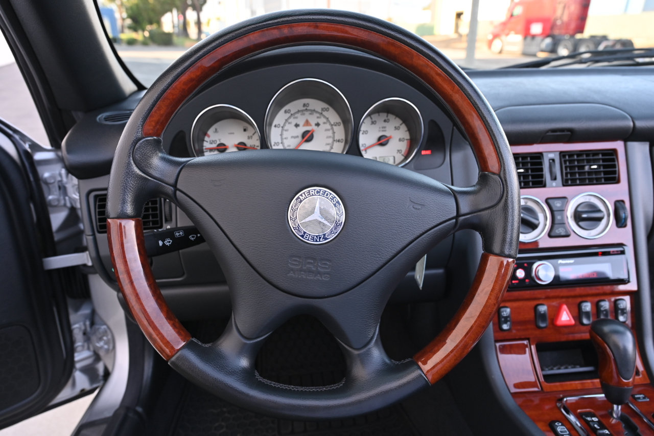 Used 2002 Mercedes-Benz SLK 320 image 22