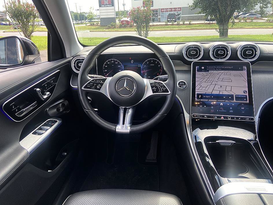 Used 2023 Mercedes-Benz GLC 300 4MATIC image 28