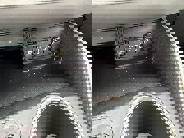 Used 2021 Toyota Highlander LE image 46