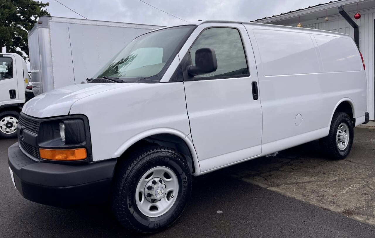 Used 2006 Chevrolet Express 2500 image 7