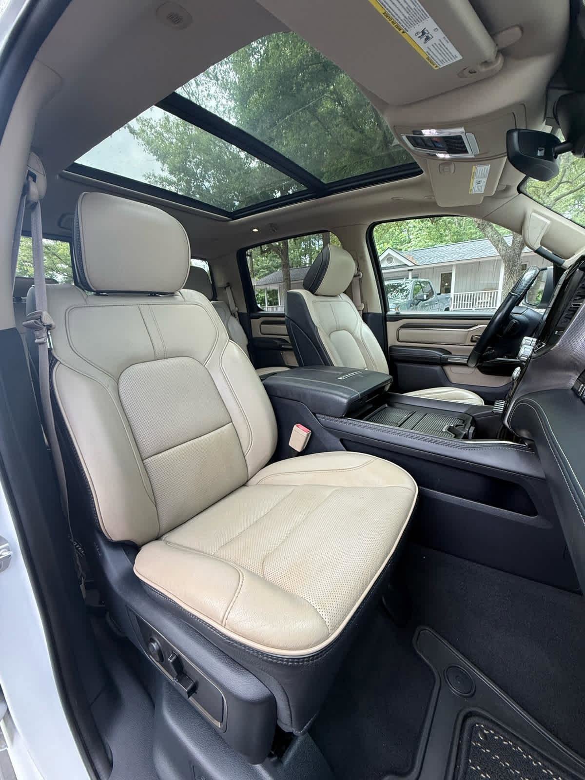 Used 2019 RAM 1500 Limited AWD/4WD image 12