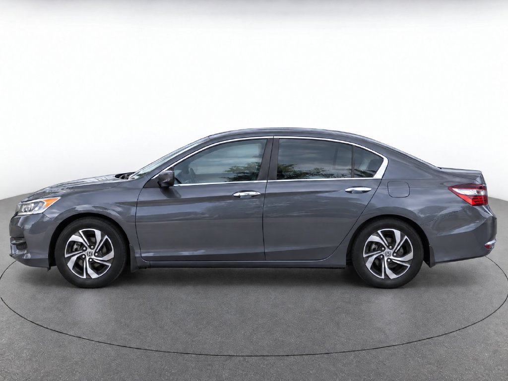 Used 2017 Honda Accord LX image 33