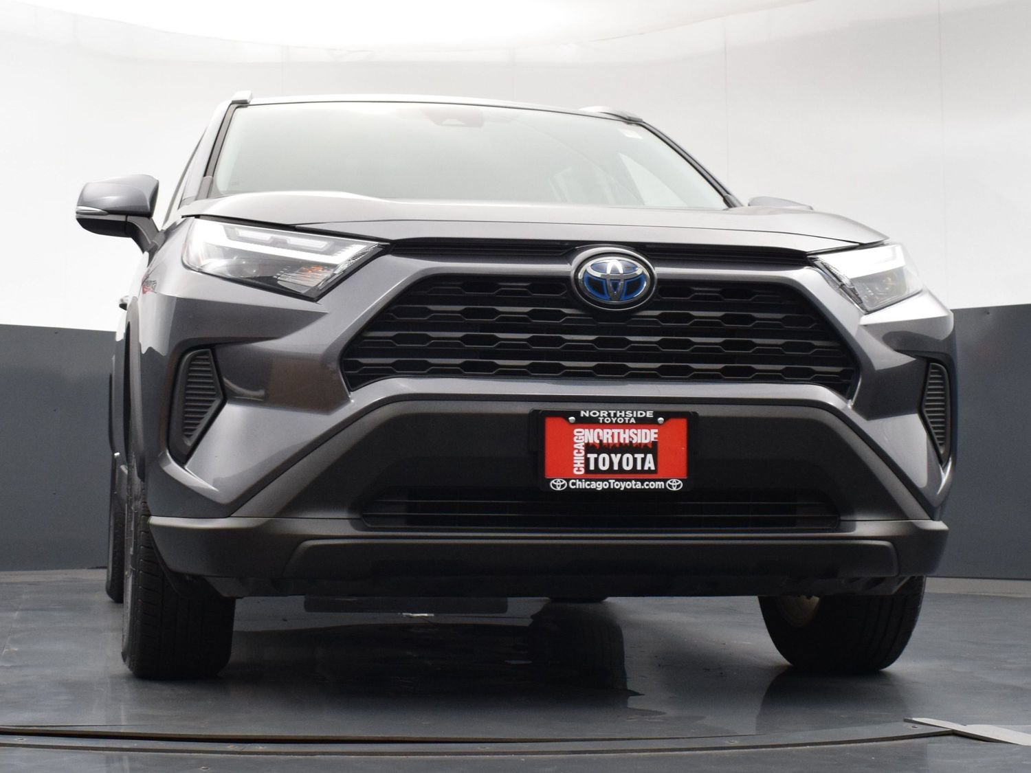 Used 2024 Toyota RAV4 LE AWD/4WD image 28