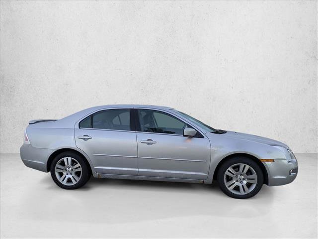 Used 2009 Ford Fusion SEL FWD image 4