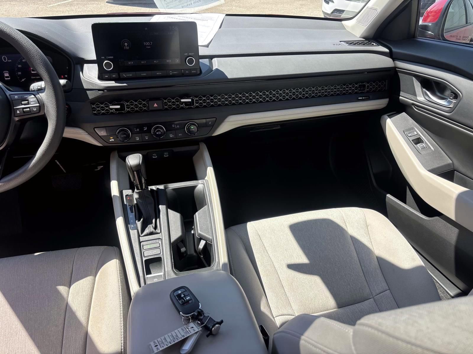 Used 2024 Honda Accord EX image 30