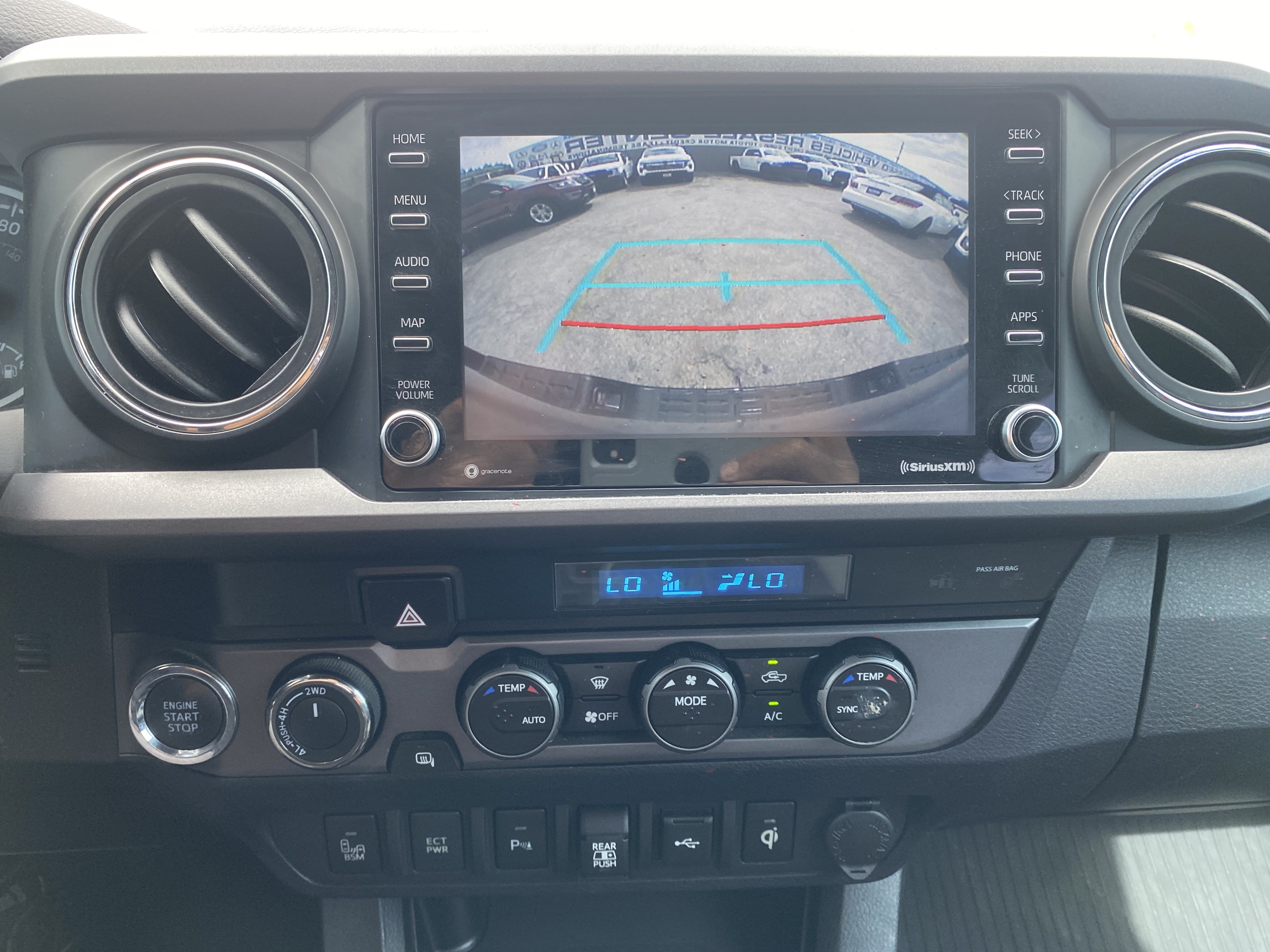 Used 2021 Toyota Tacoma TRD Sport w/ Technology Package AWD/4WD image 24