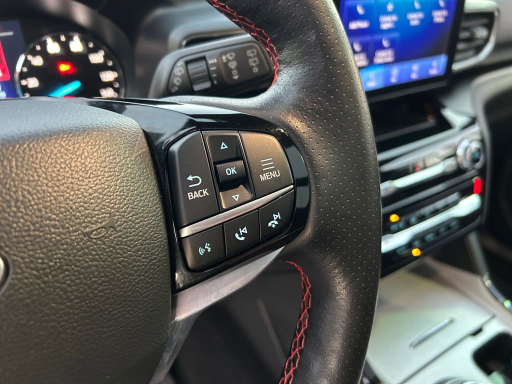 Used 2023 Ford Explorer ST-Line image 18