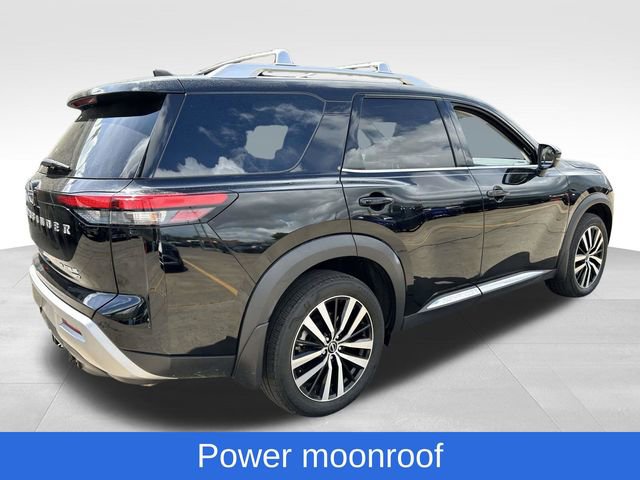 Used 2024 Nissan Pathfinder Platinum image 5
