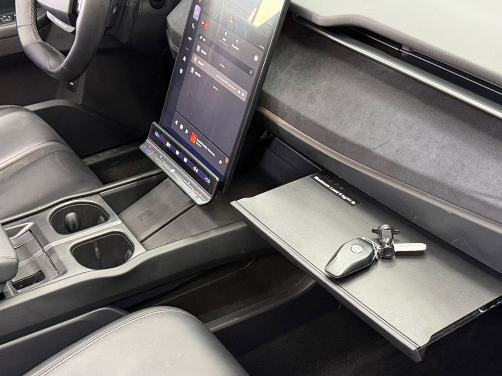 Used 2023 Fisker Ocean One image 27