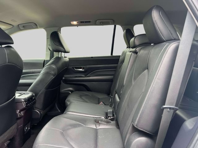 Certified 2024 Toyota Grand Highlander AWD image 16