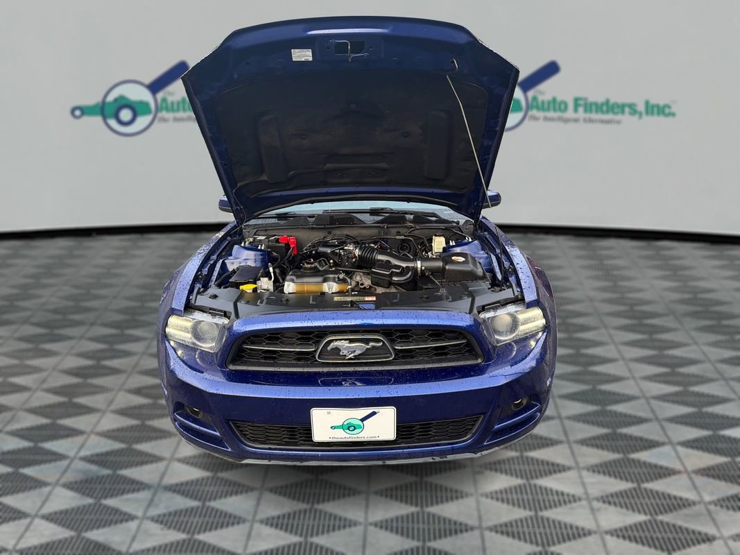 Used 2014 Ford Mustang Premium w/ Equipment Group 202A image 11