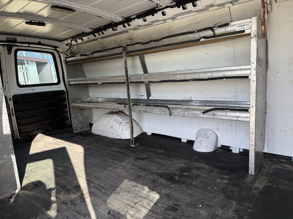 Used 2016 GMC Savana 2500 Extended image 11