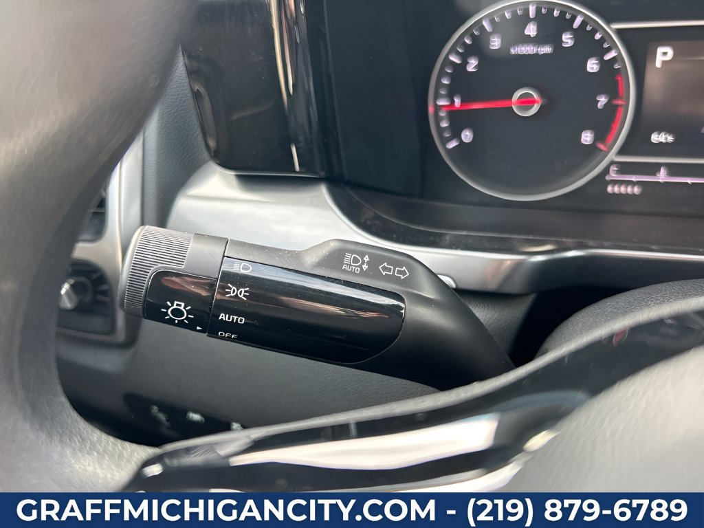 Used 2023 Kia Sorento LX FWD image 15
