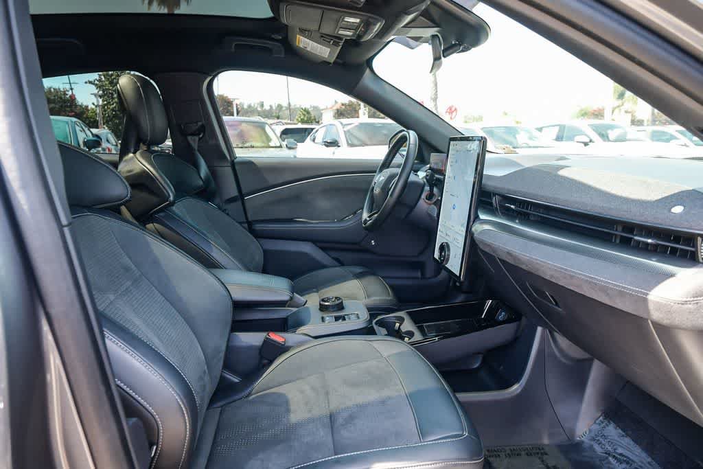 Used 2023 Ford Mustang Mach-E GT w/ GT Performance Edition AWD/4WD image 17