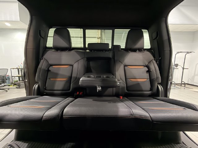 Used 2023 GMC Sierra 1500 AT4 w/ AT4 Premium Package AWD/4WD image 28