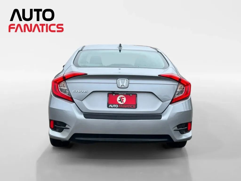 Used 2018 Honda Civic EX image 4