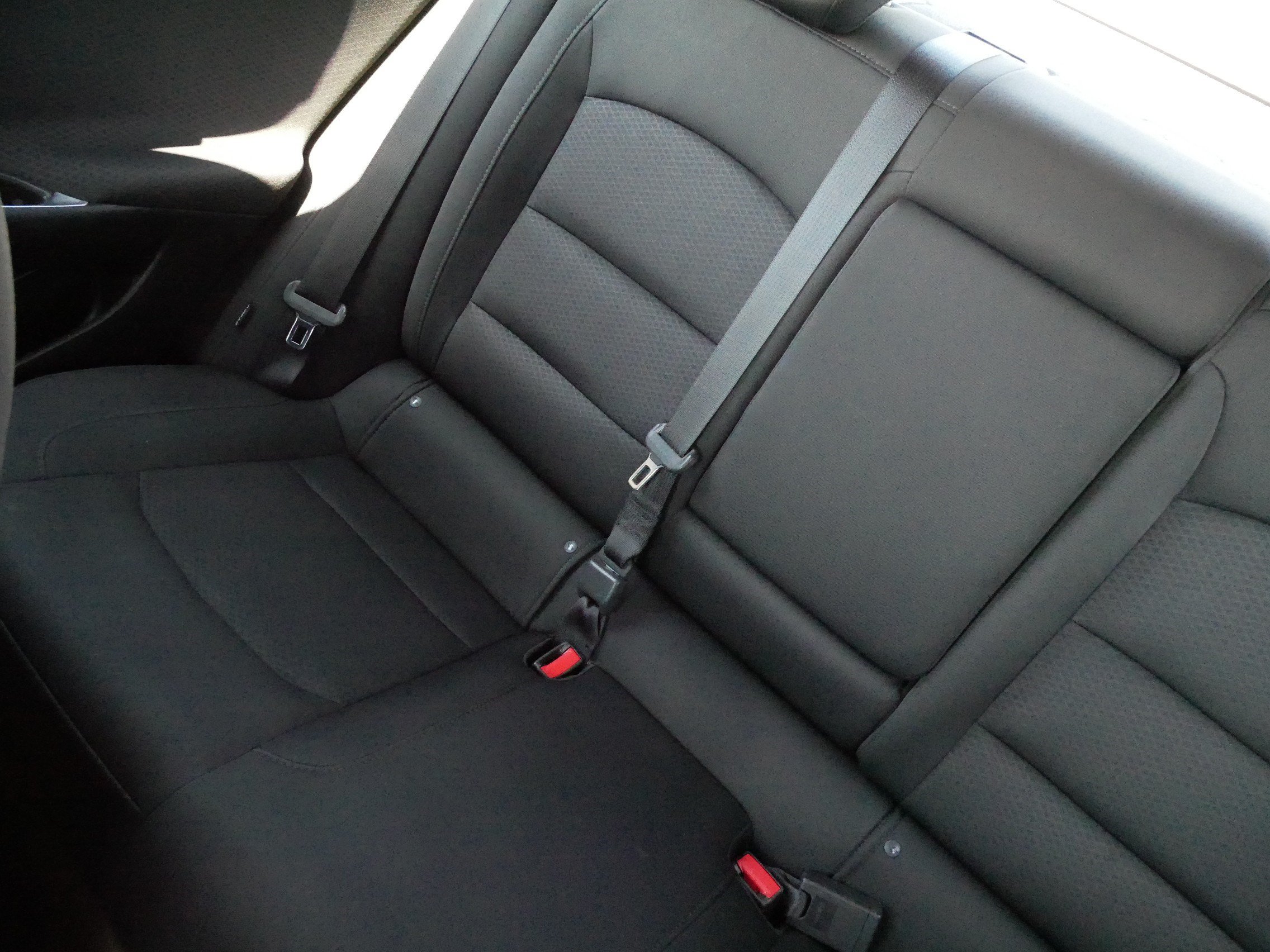 Used 2018 Chevrolet Malibu LT FWD image 12