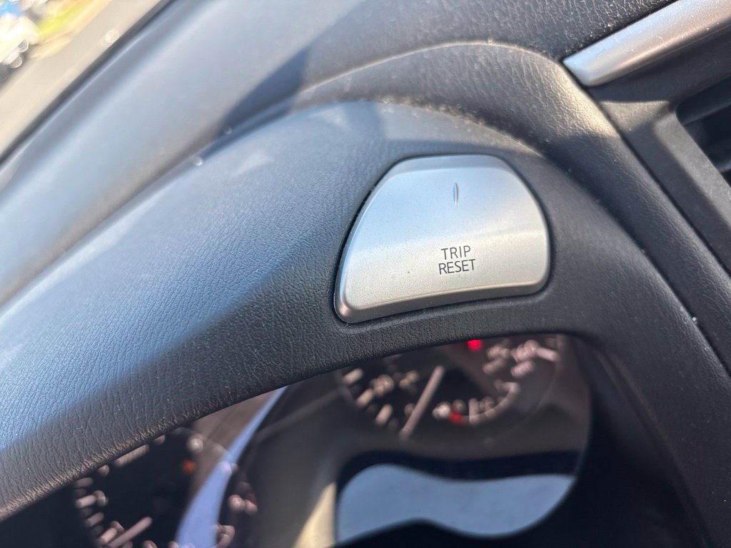 Used 2017 Nissan Pathfinder 4WD image 26