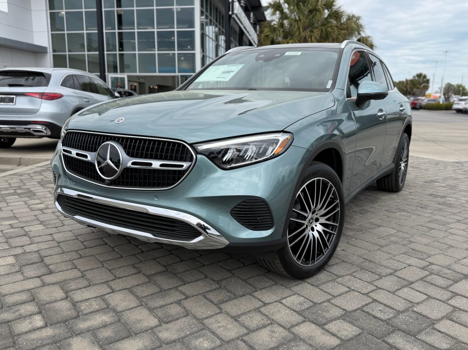 New 2026 Mercedes-Benz GLC 300 image 1