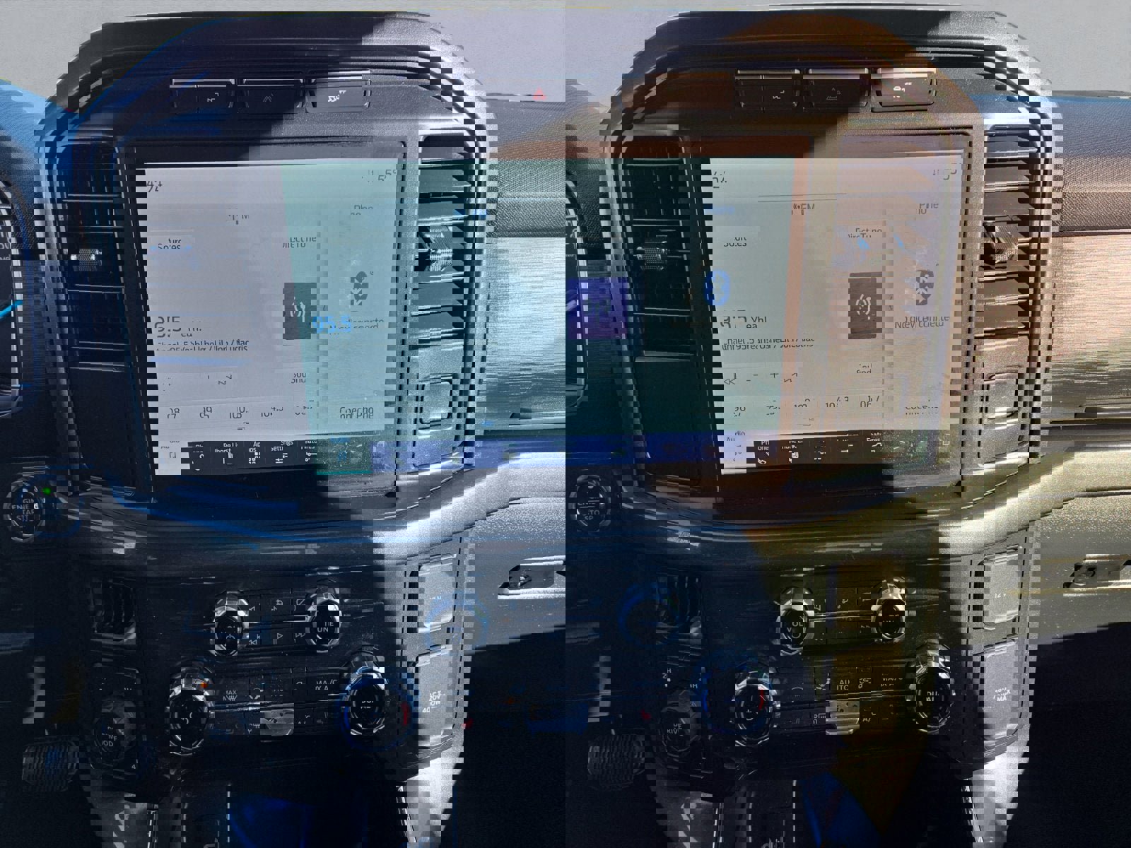 Certified 2022 Ford F150 XLT w/ Equipment Group 302A High image 17