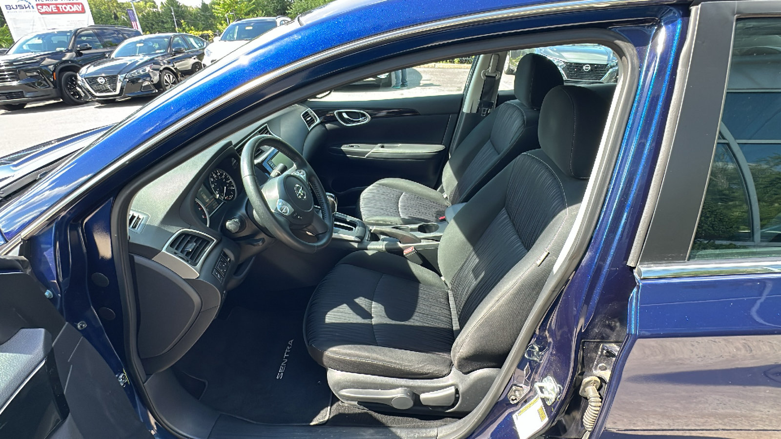 Used 2019 Nissan Sentra SV FWD image 12