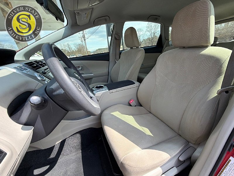 Used 2013 Toyota Prius V Two FWD image 12