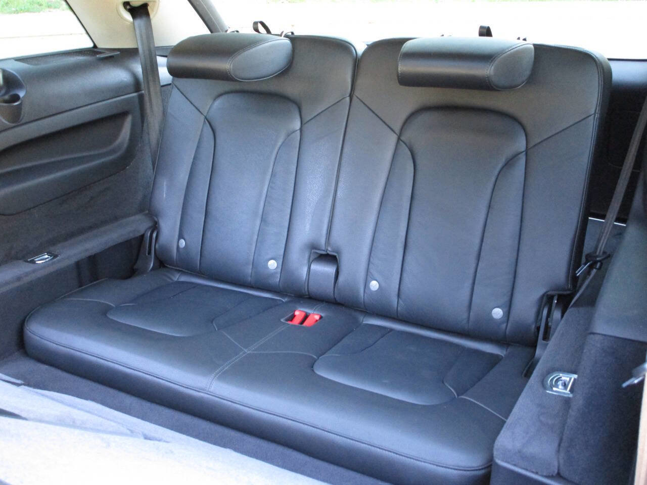 Used 2015 Audi Q7 TDI Premium Plus w/ Premium Plus Package AWD/4WD image 15