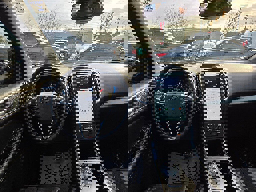 Used 2022 Ford Edge ST w/ Equipment Group 401A image 11