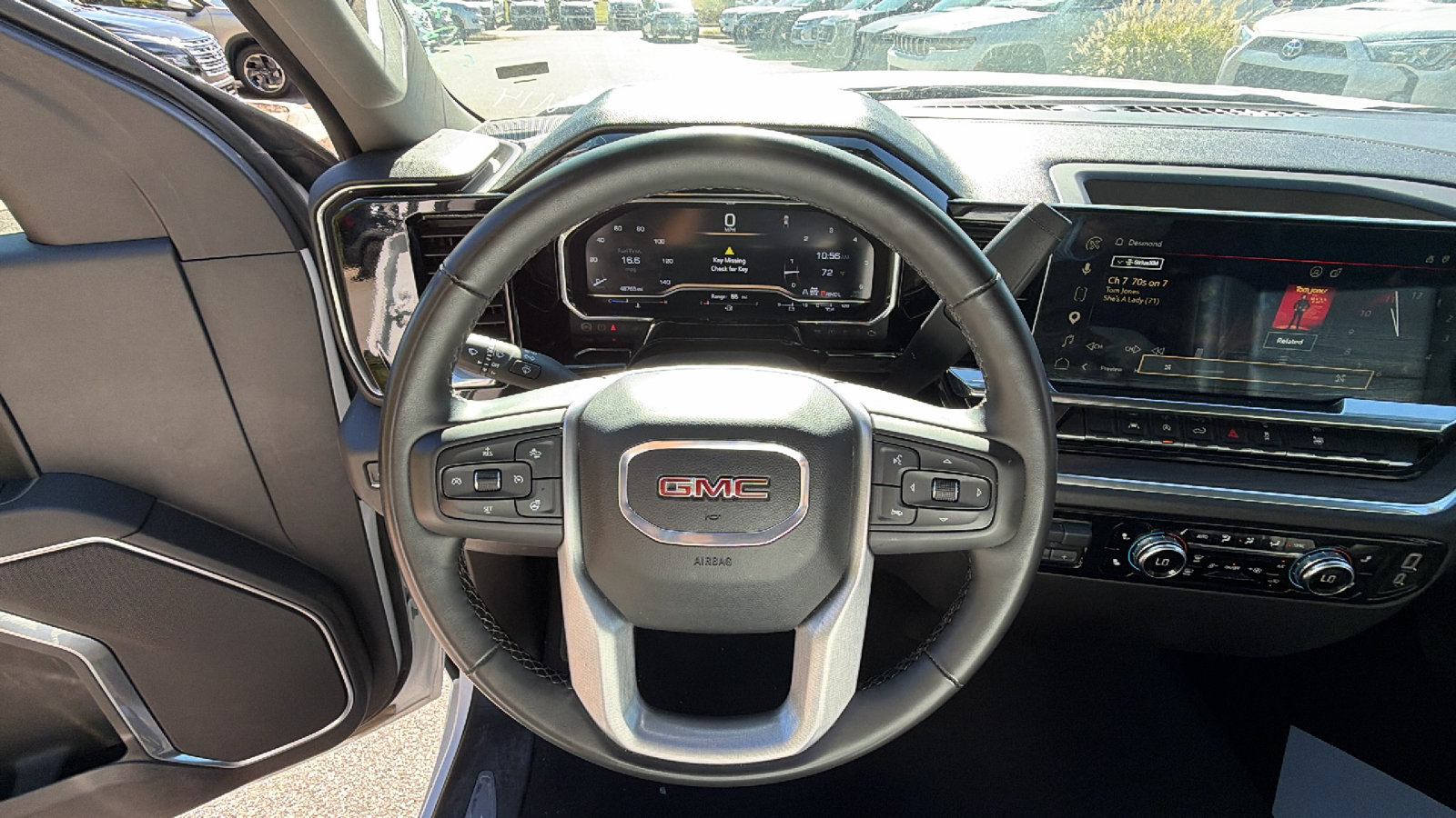 Used 2025 GMC Sierra 1500 SLT AWD/4WD image 26
